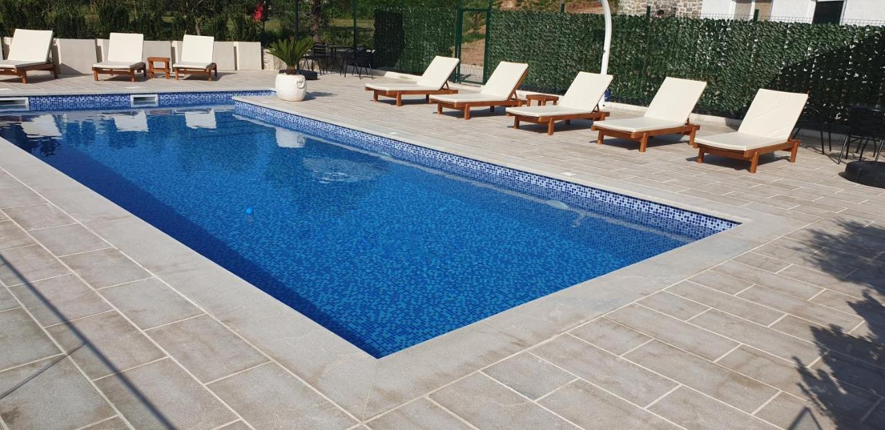 Apartments Blazevic Херцег Нови Екстериор снимка