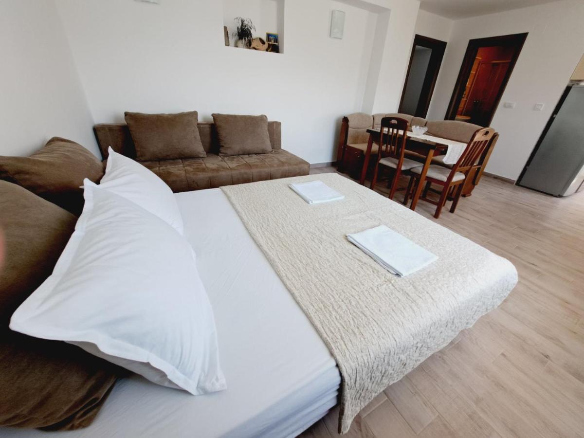 Apartments Blazevic Херцег Нови Екстериор снимка