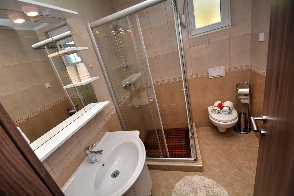 Apartments Blazevic Херцег Нови Екстериор снимка